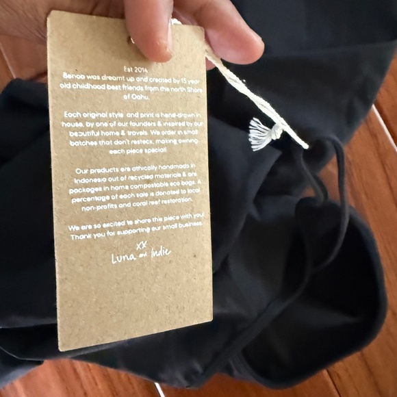 Benoa Active Romper - Picture 6 of 6